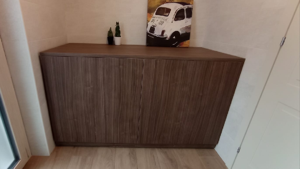 Base lavatrice e asciugatrice anta singola su misura con chiusura push-pull in Noce Canaletto